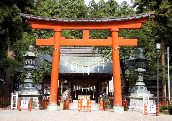 ขับรถเที่ยงเอง North Tohoku, Kushihiki Hachiman-gu Shrine, เที่ยวญี่ปุ่นราคาถูก
